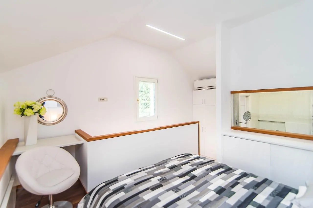 Apartment Lipovica Opatija 0*,  Chorvatsko